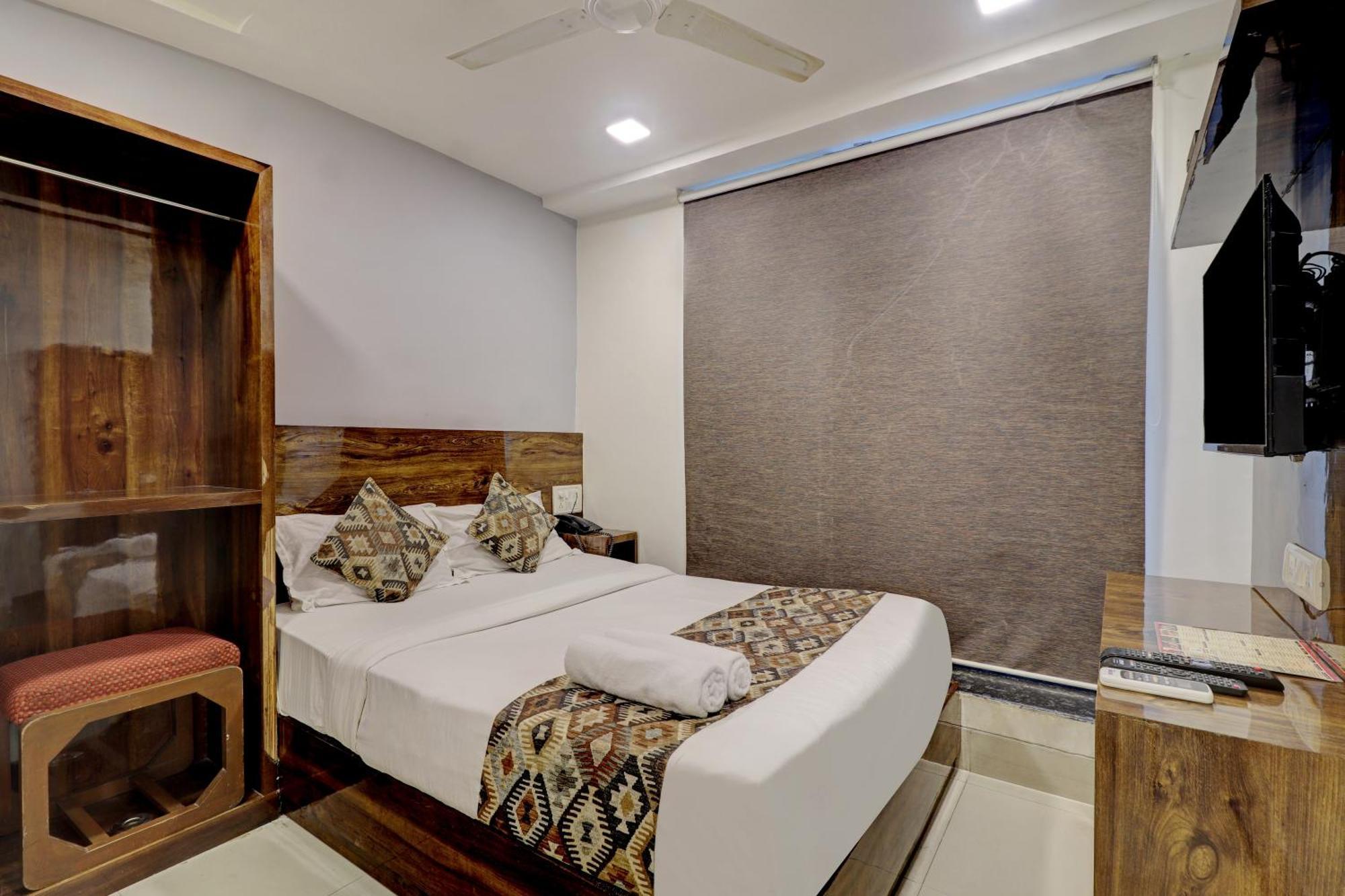 Hotel Merry Gold มุมไบ ภายนอก รูปภาพ